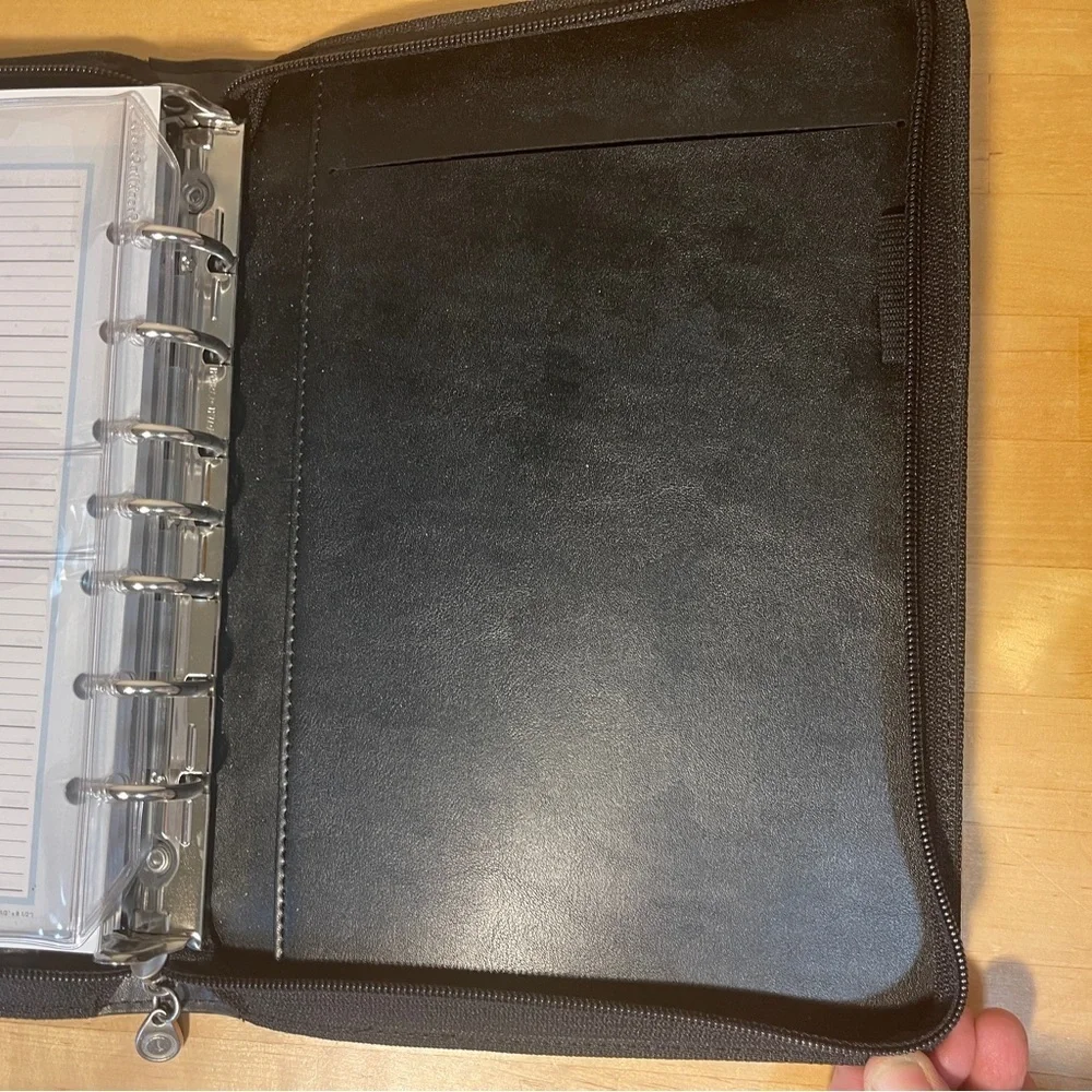 Franklin Covey 365 Monthly/Weekly Black Planner Organizer 2004-2005